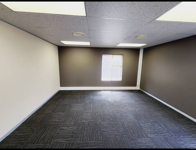 353M² OFFICE TO LET IN NORTH RIDING